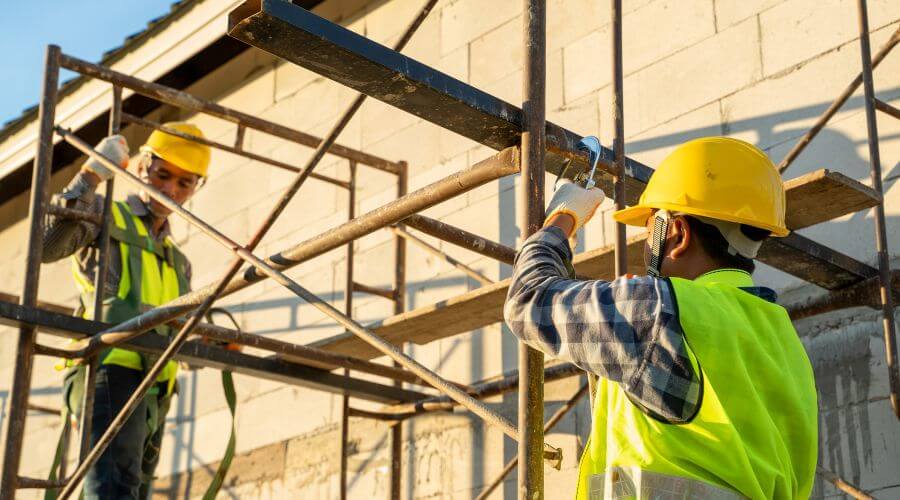Professional residential roofers in Lyons, CO
